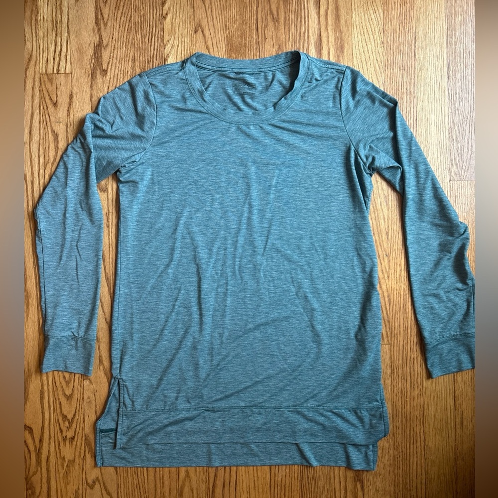 Patagonia Long Sleeve T Shirt Womens Medium Teal Green Soft Stretch
